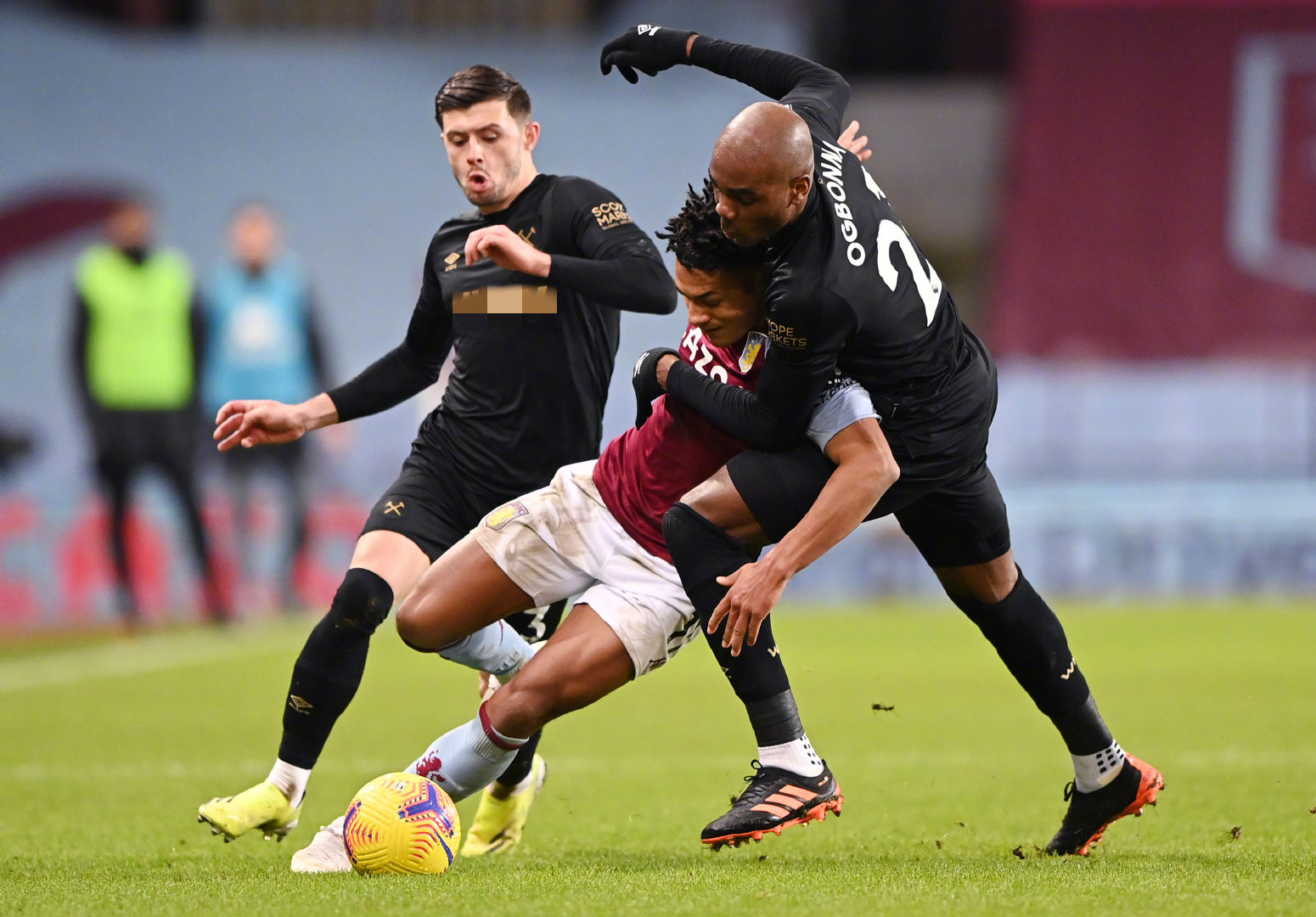 伯恩茅斯的 伯恩茅斯的